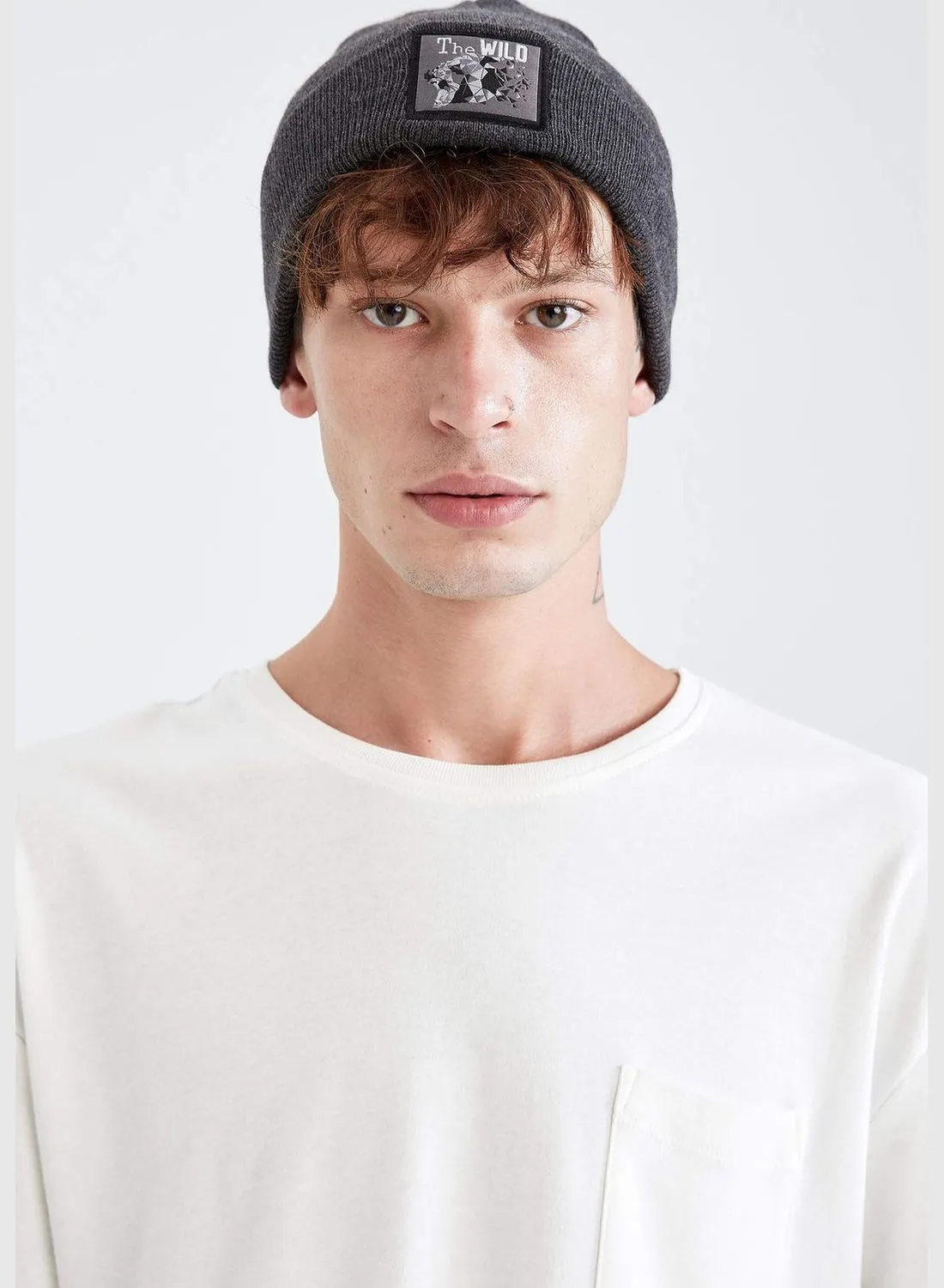 DeFacto Embroidered Knit Beanie