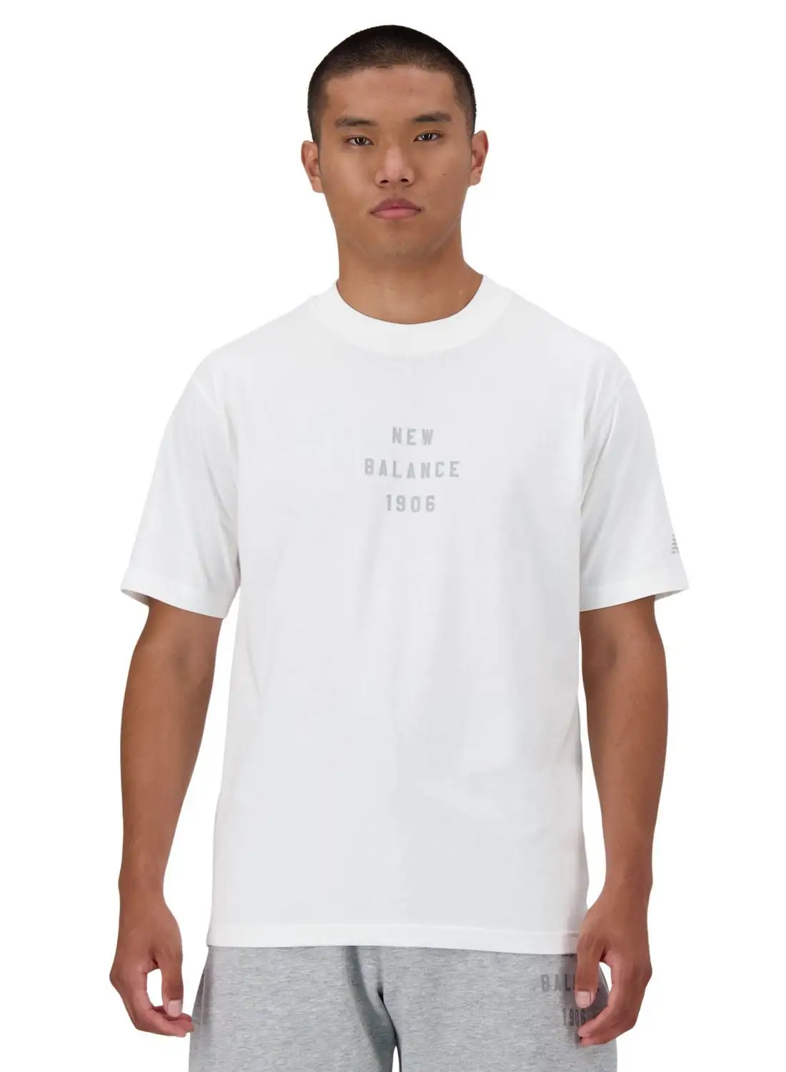 New Balance Logo Graphic T-Shirt