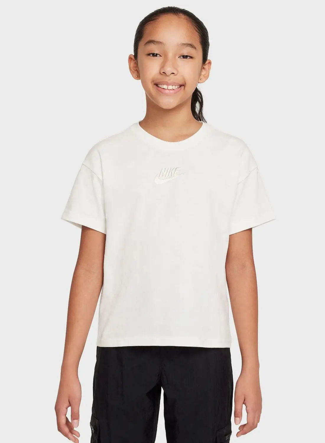 Nike Youth Nsw Premium Essential T-Shirt