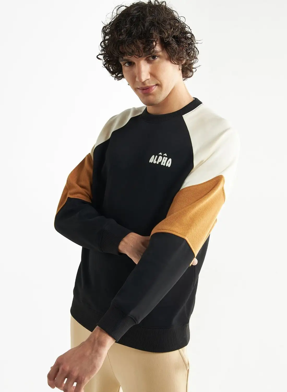 FAV Colorblock Sweatshirt