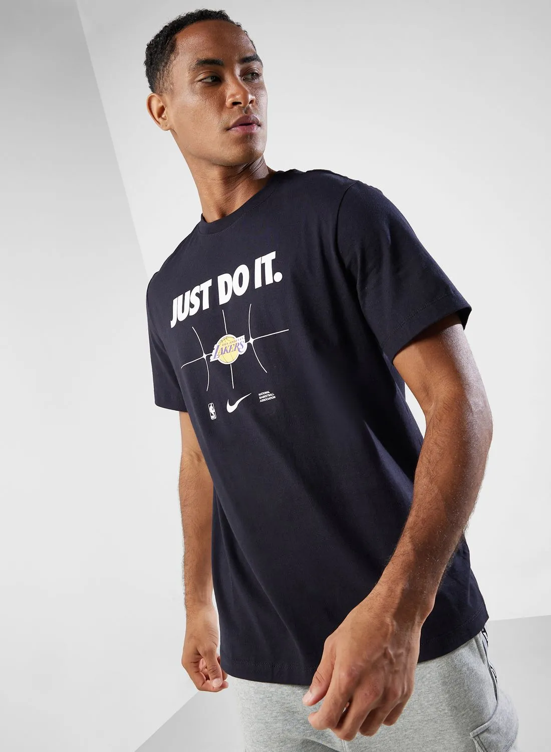 Nike Los Angeles Lakers Essential T-Shirt