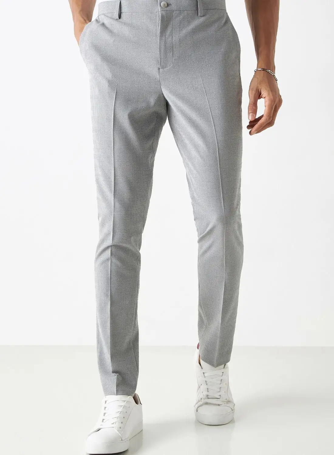 Iconic Essential Slim Fit Pants