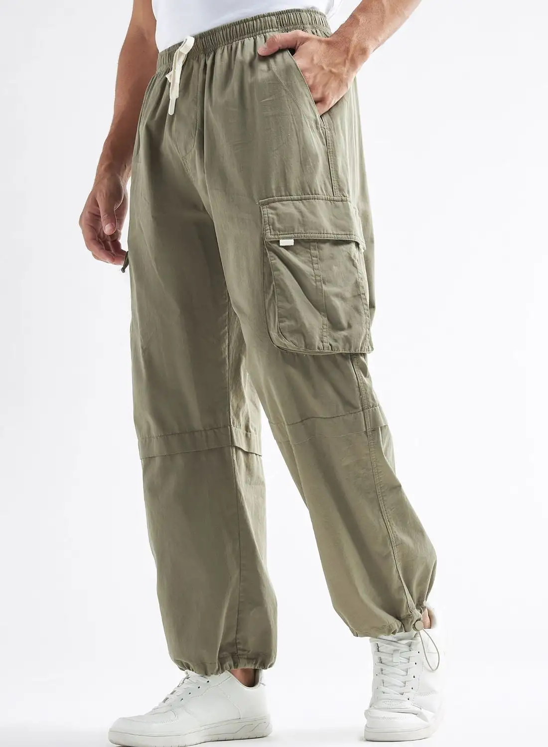 FAV Relaxed Fit Cargo Pants