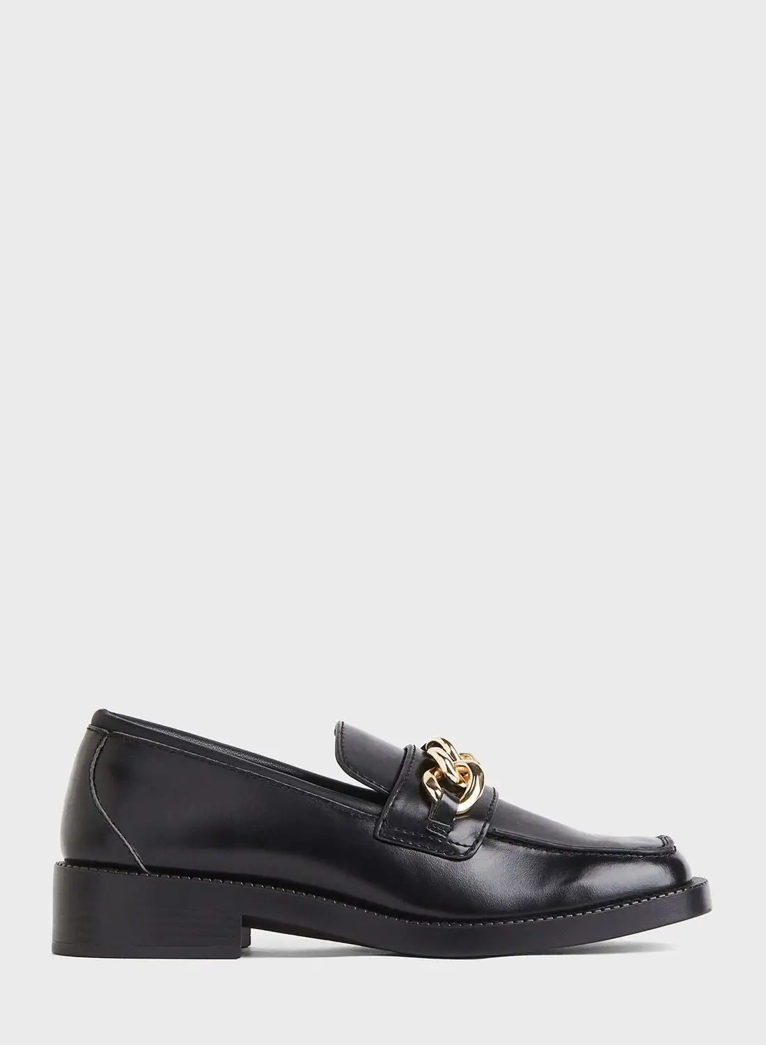H&M Wide Toe Loafers