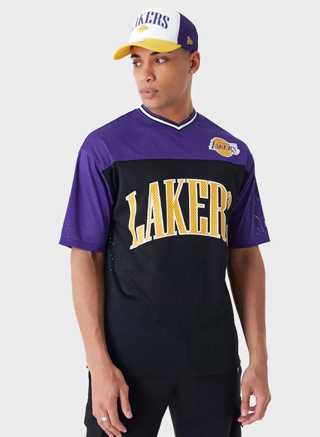 NEW ERA Los Angeles Lakers Graphic Mesh Oversized T-Shirt