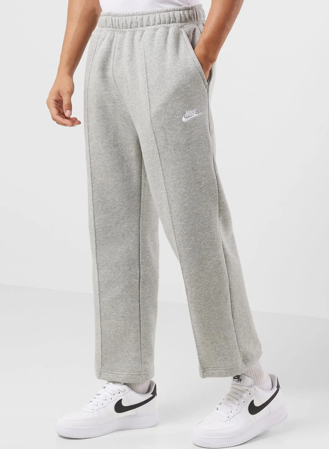 Nike Essential Club Dropped Pants