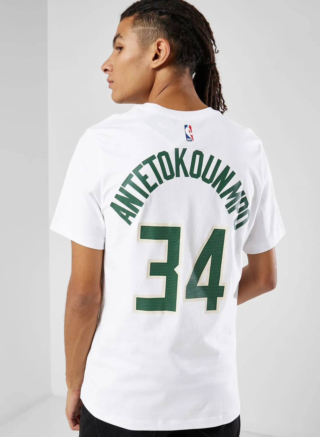 Nike Milwaukee Bucks T-Shirt