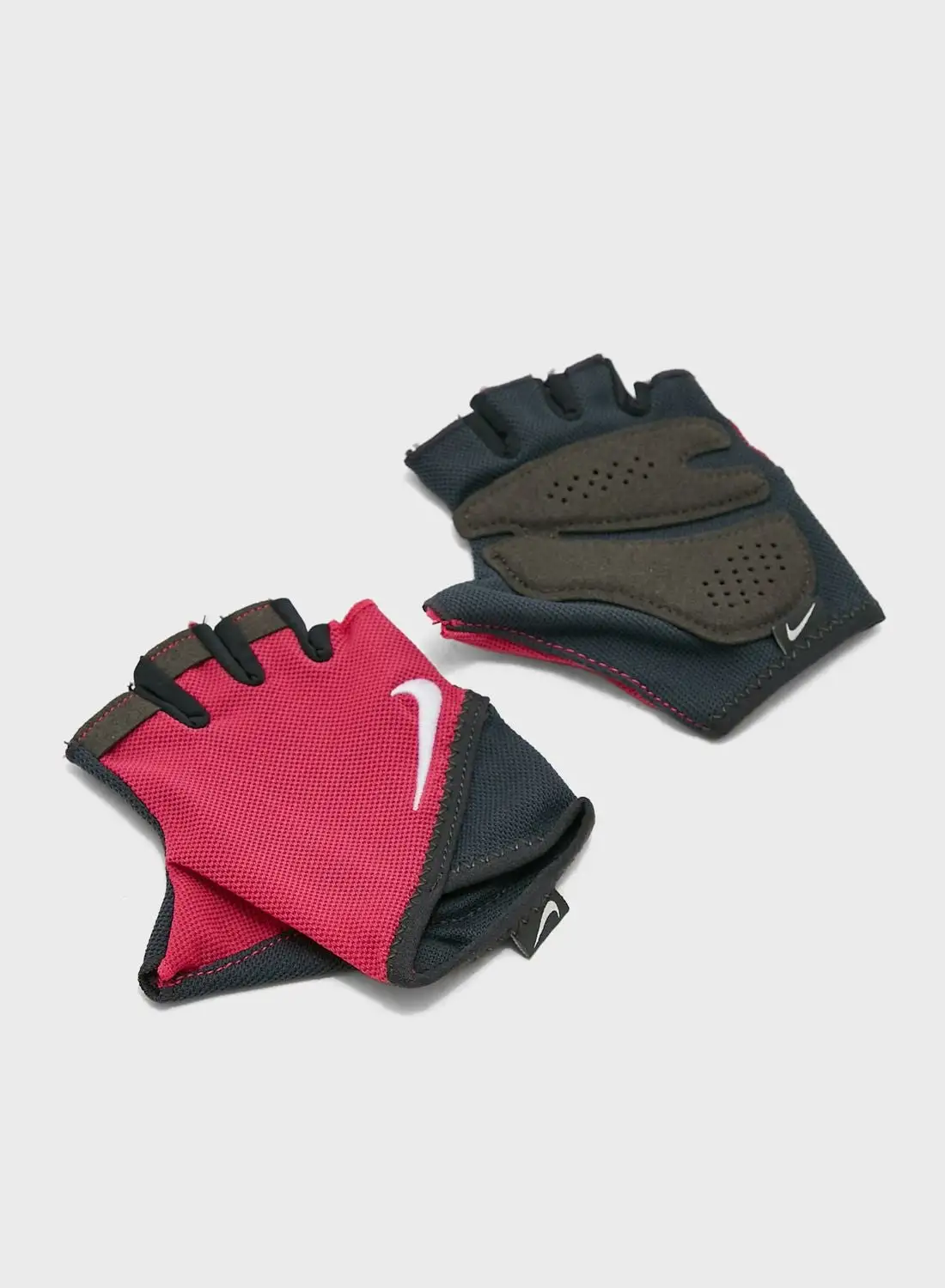 Nike Essential Logo Gloves