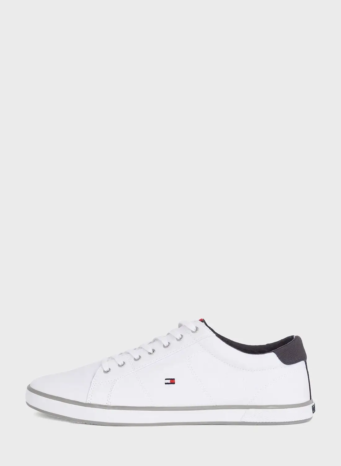 TOMMY HILFIGER Logo Low Top Sneakers