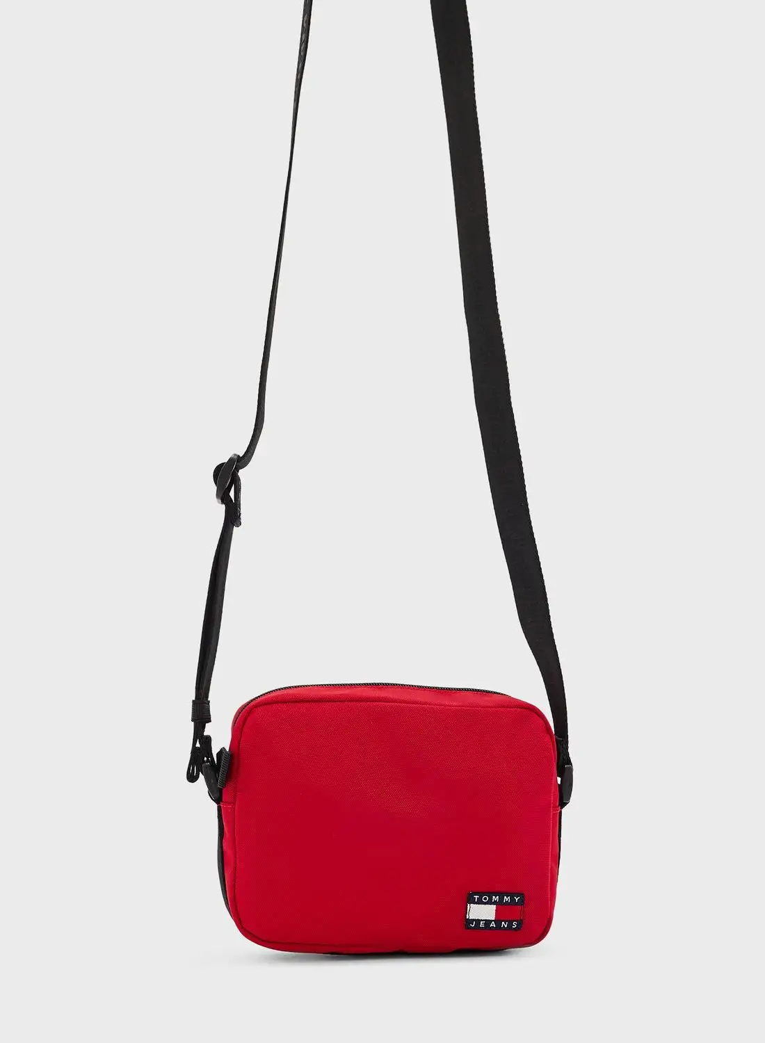 TOMMY JEANS Essential Daily Crossbody Bag