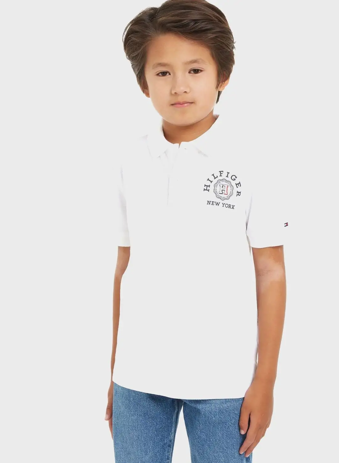 قميص بولو بشعار تومي هيلفيغر للشباب