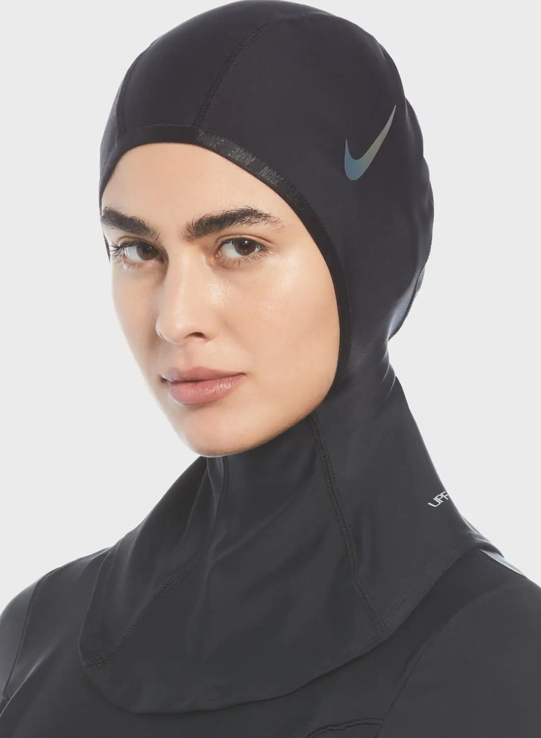 أديداس السباحة الحجاب