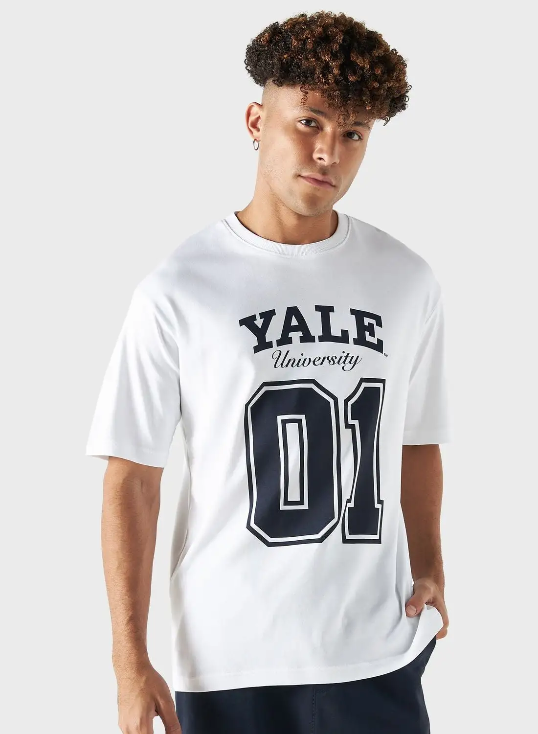 SP Characters Yale University Print Crew Neck T-Shirt