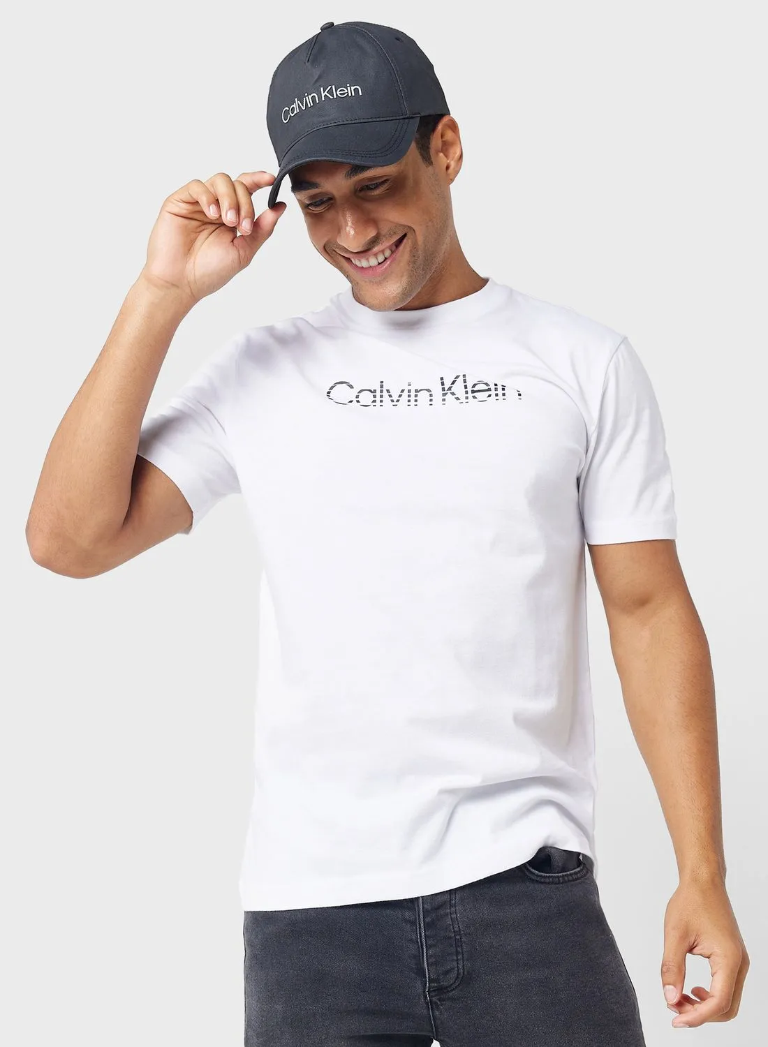 CALVIN KLEIN Logo Crew Neck T-Shirt