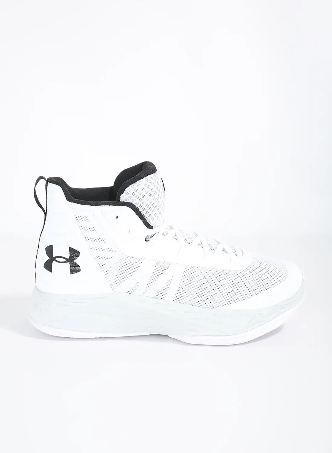 حذاء كرة السلة جيت ميد من أندر آرمور أبيض/عنصري/أسود