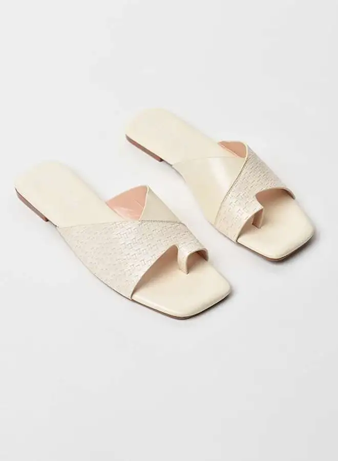 Aila Cross-Over Broad Strap Flat Sandals Off White