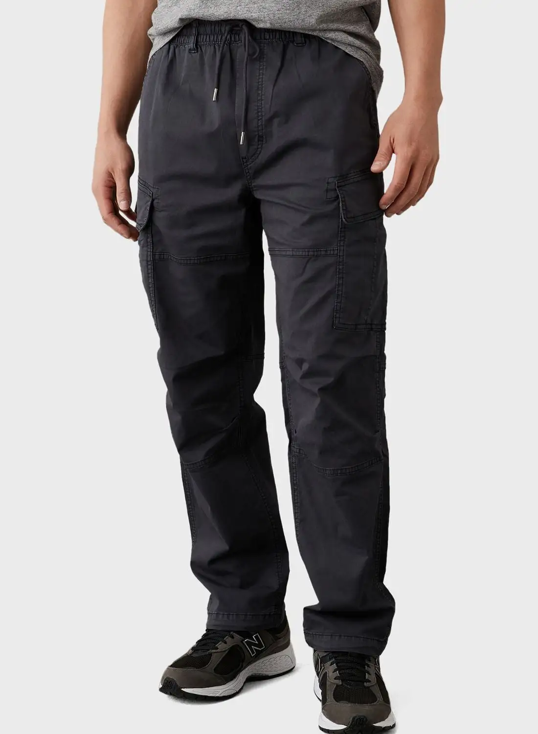 American Eagle Pocket Detail Relaxed Fit Cargo Pants