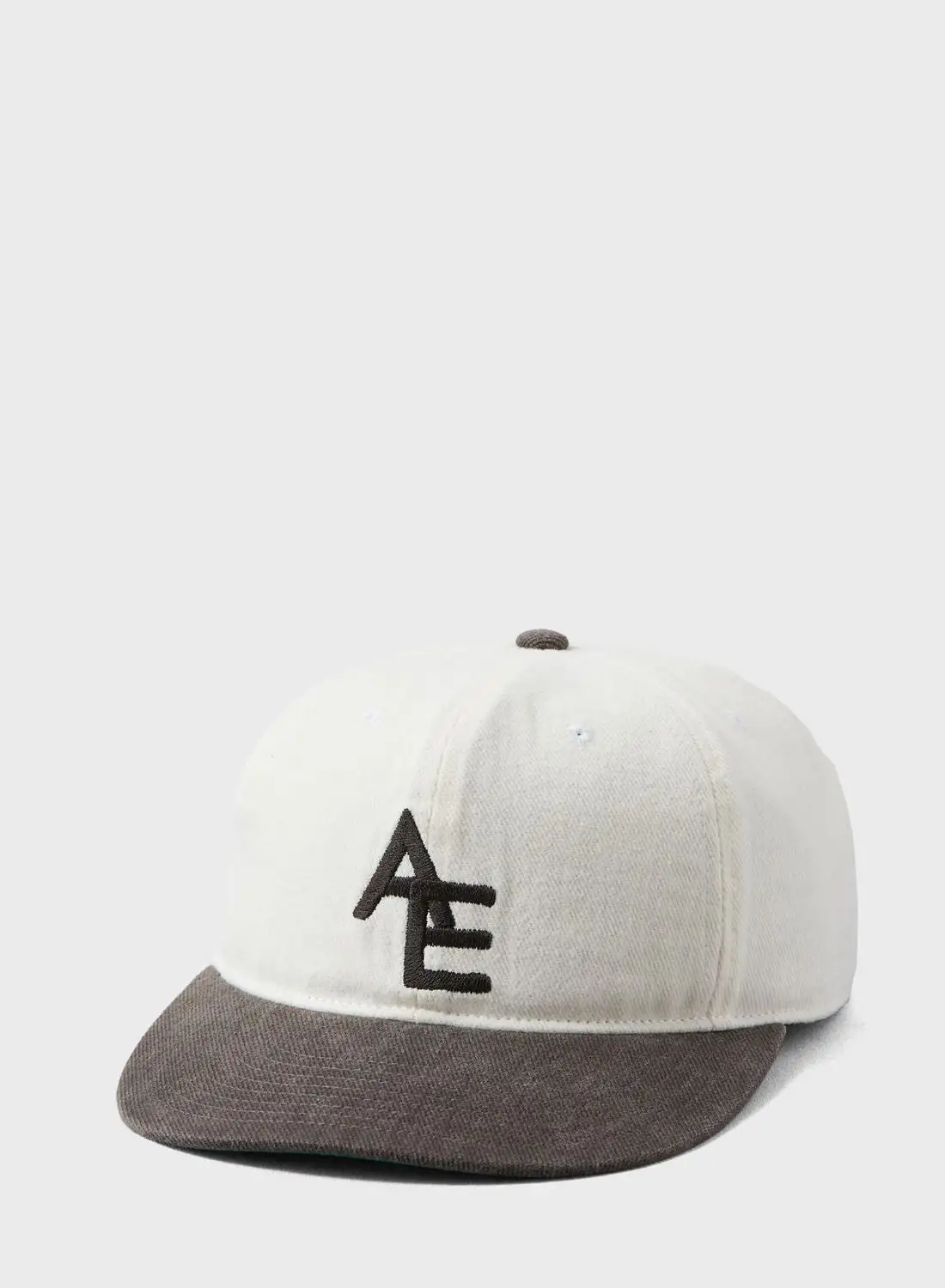 قبعة حقل من نسيج قطني طويل بشعار أمريكان إيجل