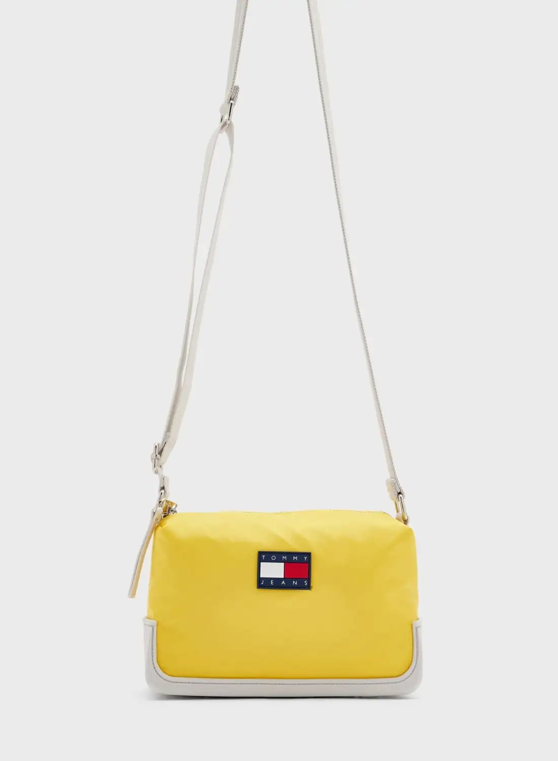 TOMMY HILFIGER Uncovered Clutch