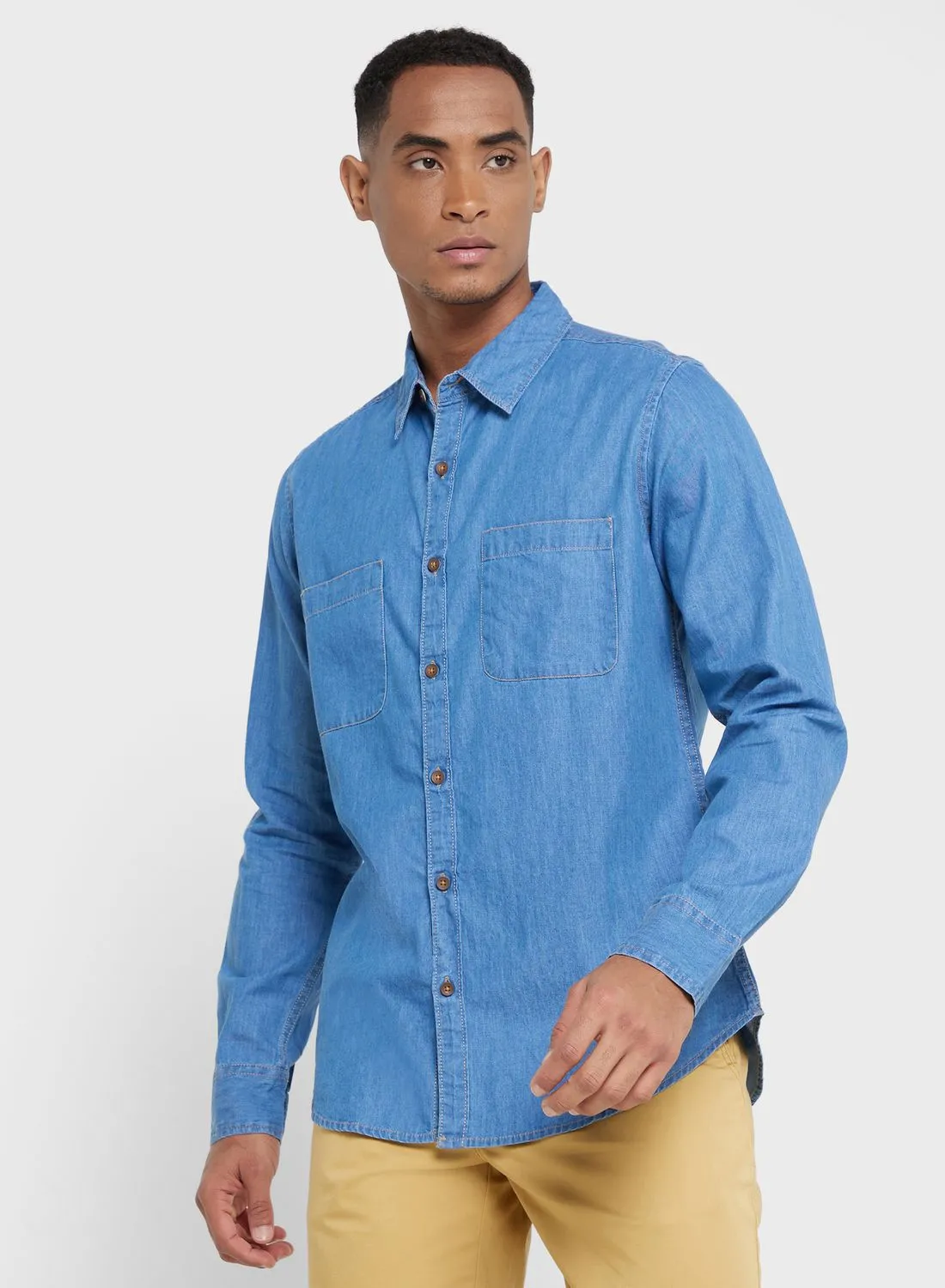 قميص توماس سكوت توماس سكوت الرجالي الأزرق الذكي ذو المقاس النحيف غير الشفاف