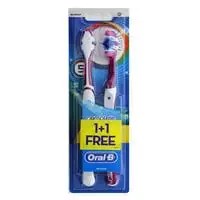Oral-B Complete 5 Way Clean Medium Manual Toothbrush Multicolour 2 count