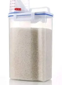 حاوية بلاستيكية لتخزين الأرز والحبوب من شايزي مع فوهة صب وكوب قياس شفاف 23.5 سم