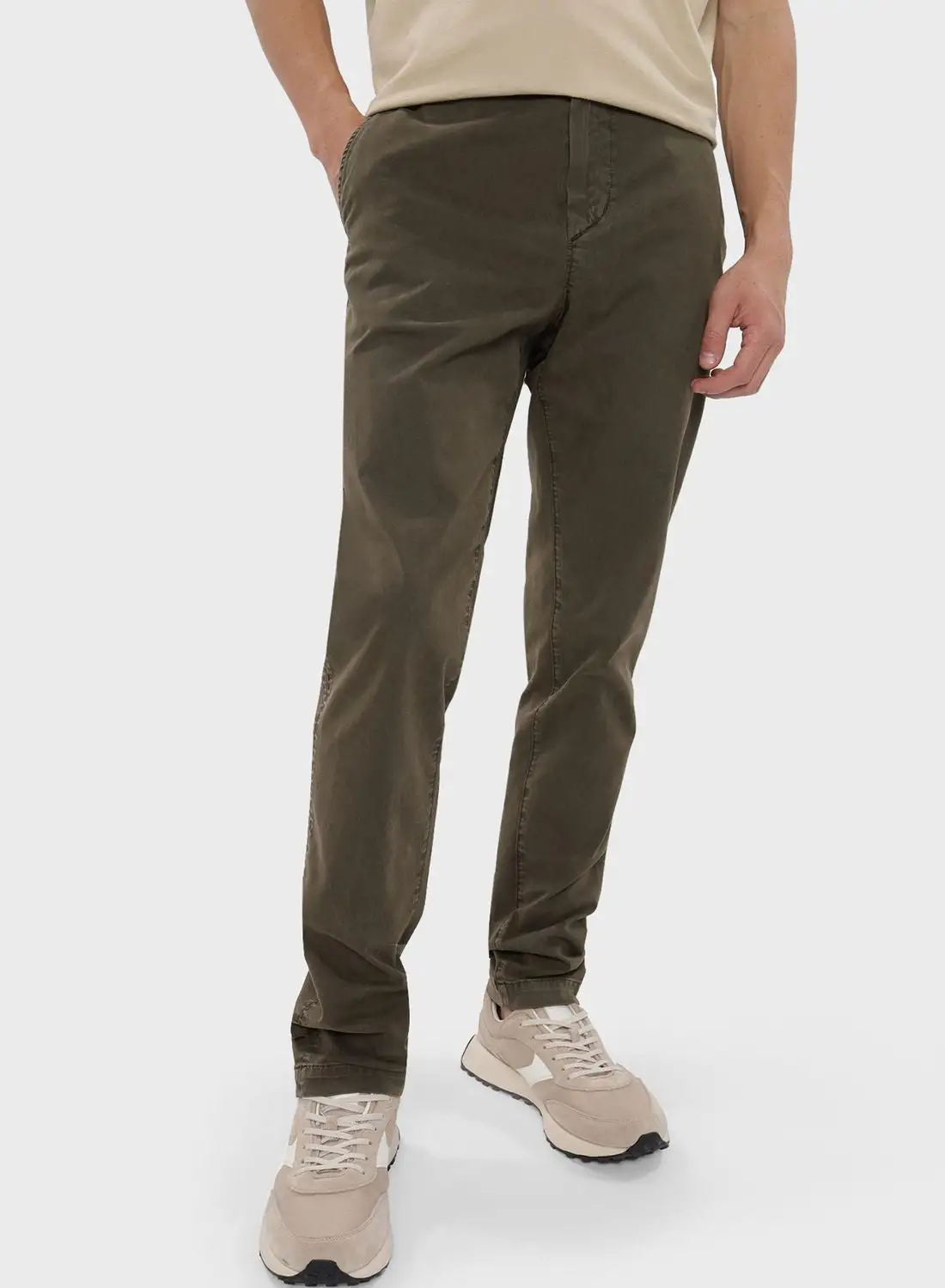 American Eagle Essential Chino Pants