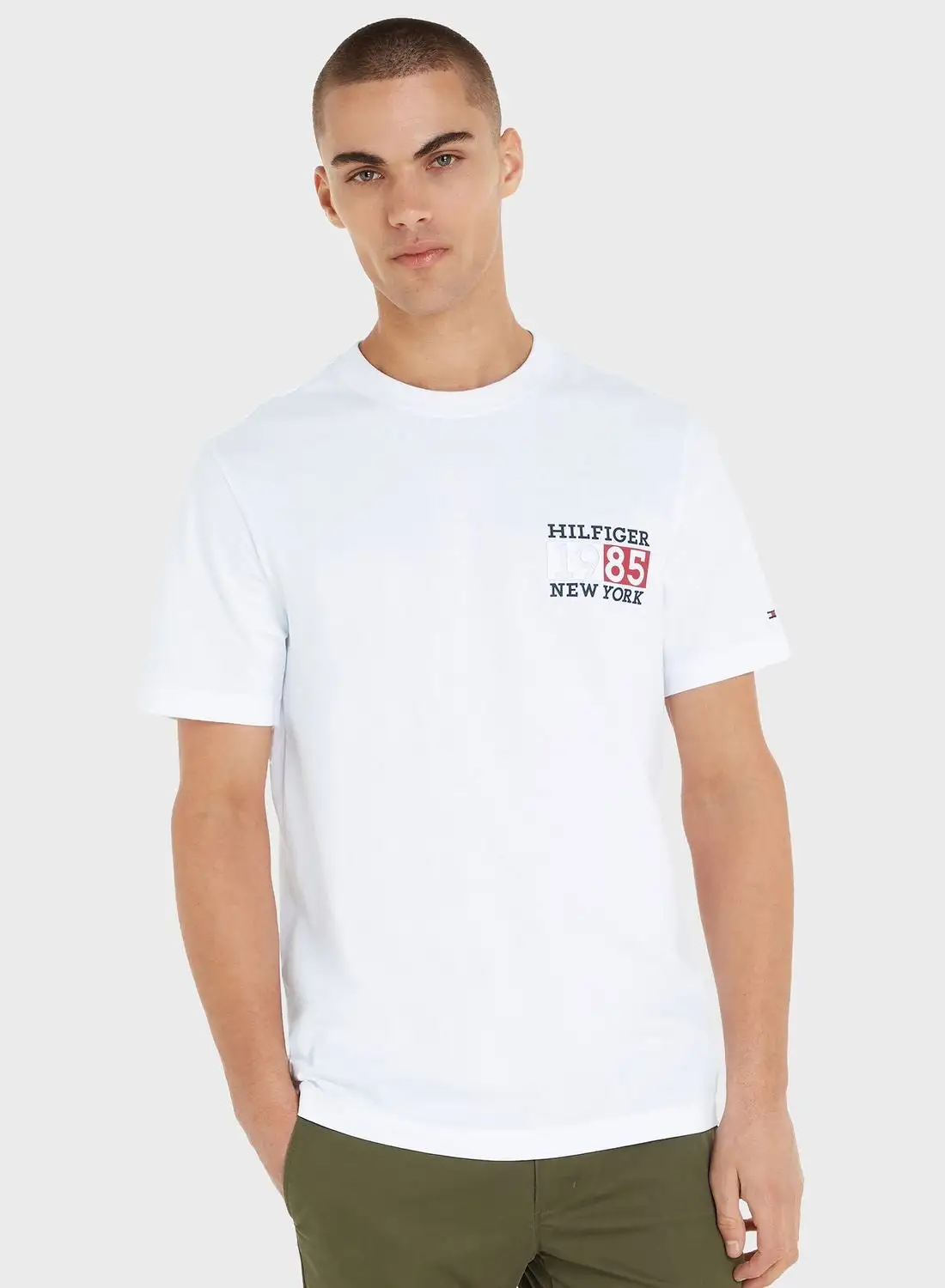 TOMMY HILFIGER Logo Crew Neck T-Shirt