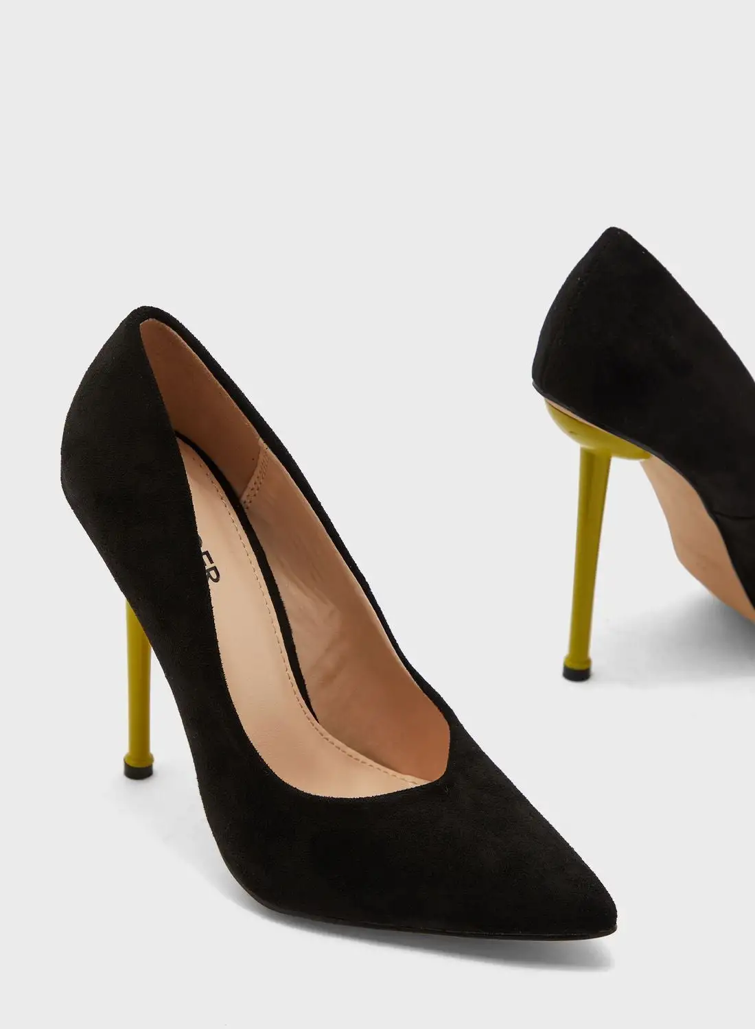 Ginger Pointed toe pump with contrast heel