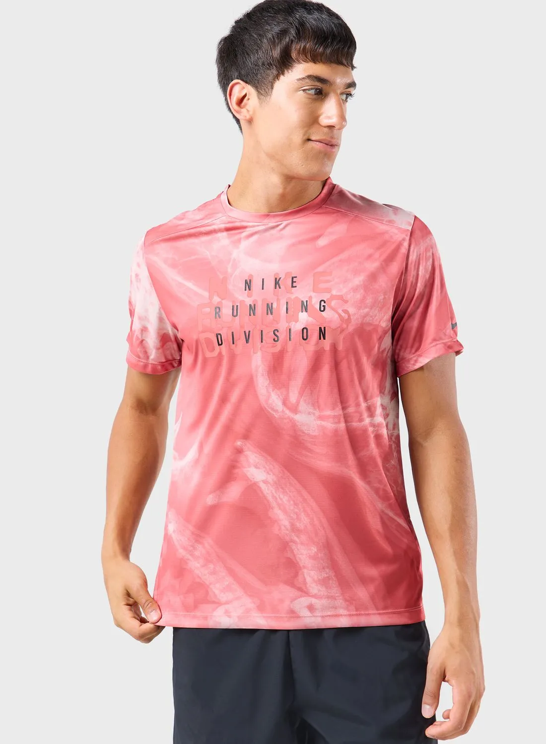 Nike Dri-Fit Run Division Rise 365 T-Shirt