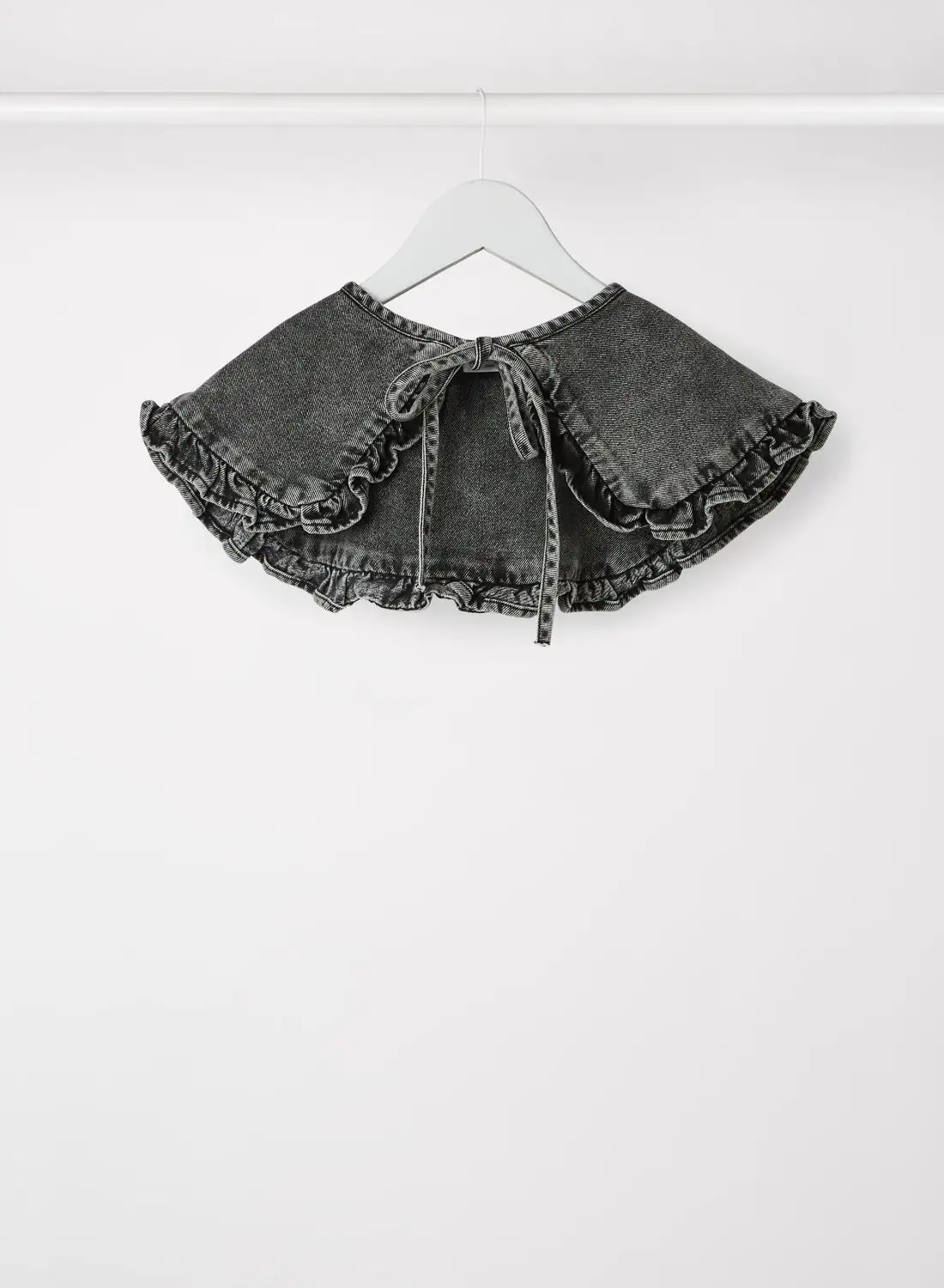 NOISY MAY Ruffle Trim Collar Black Denim