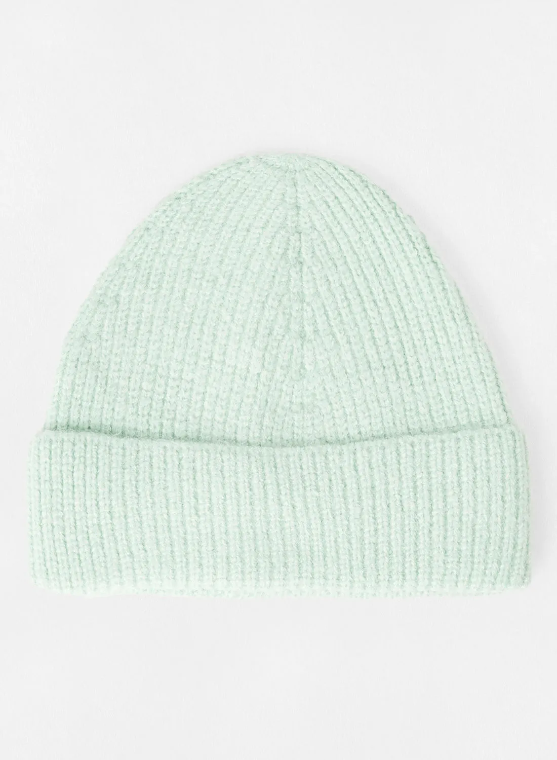 قبعة محبوكة فقط باللون الأخضر الفاتح