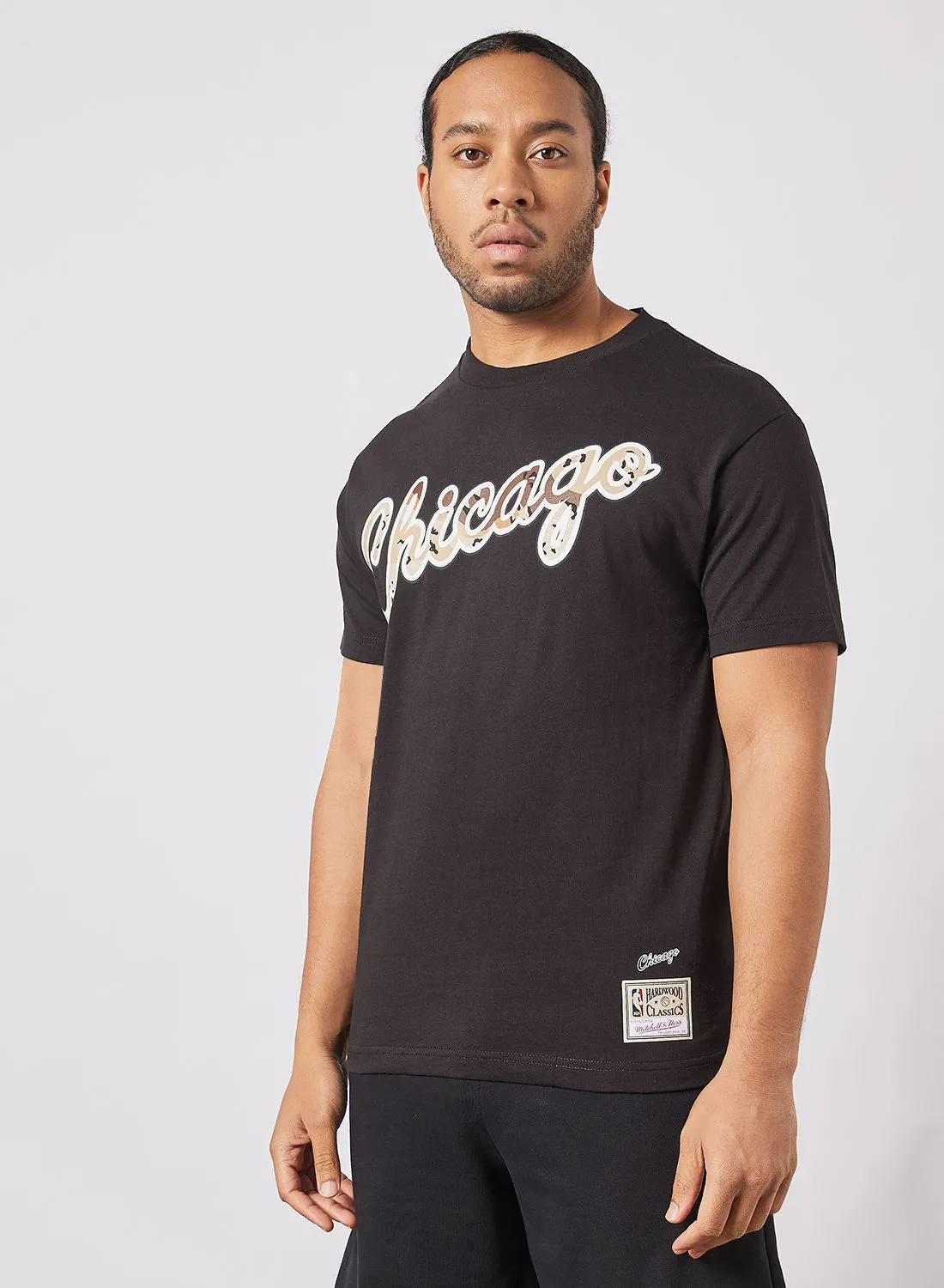 Mitchell & Ness Camo Reflective Chicago Bulls Short Sleeve T-Shirt