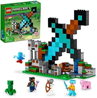 LEGO Minecraft The Sword Outpost, Official Minecraft x LEGO Building Blocks Set, Age 8+, 21244 (427 pieces)