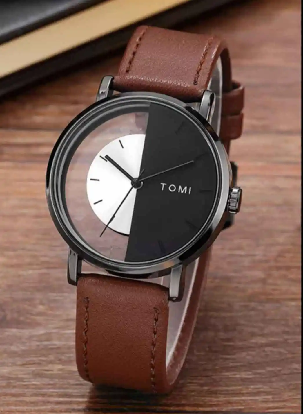 TOMI A unisex Brown Analog Leather Watch From TOMI, Watch Face Measures 40 MM And Is 9 MM Thick